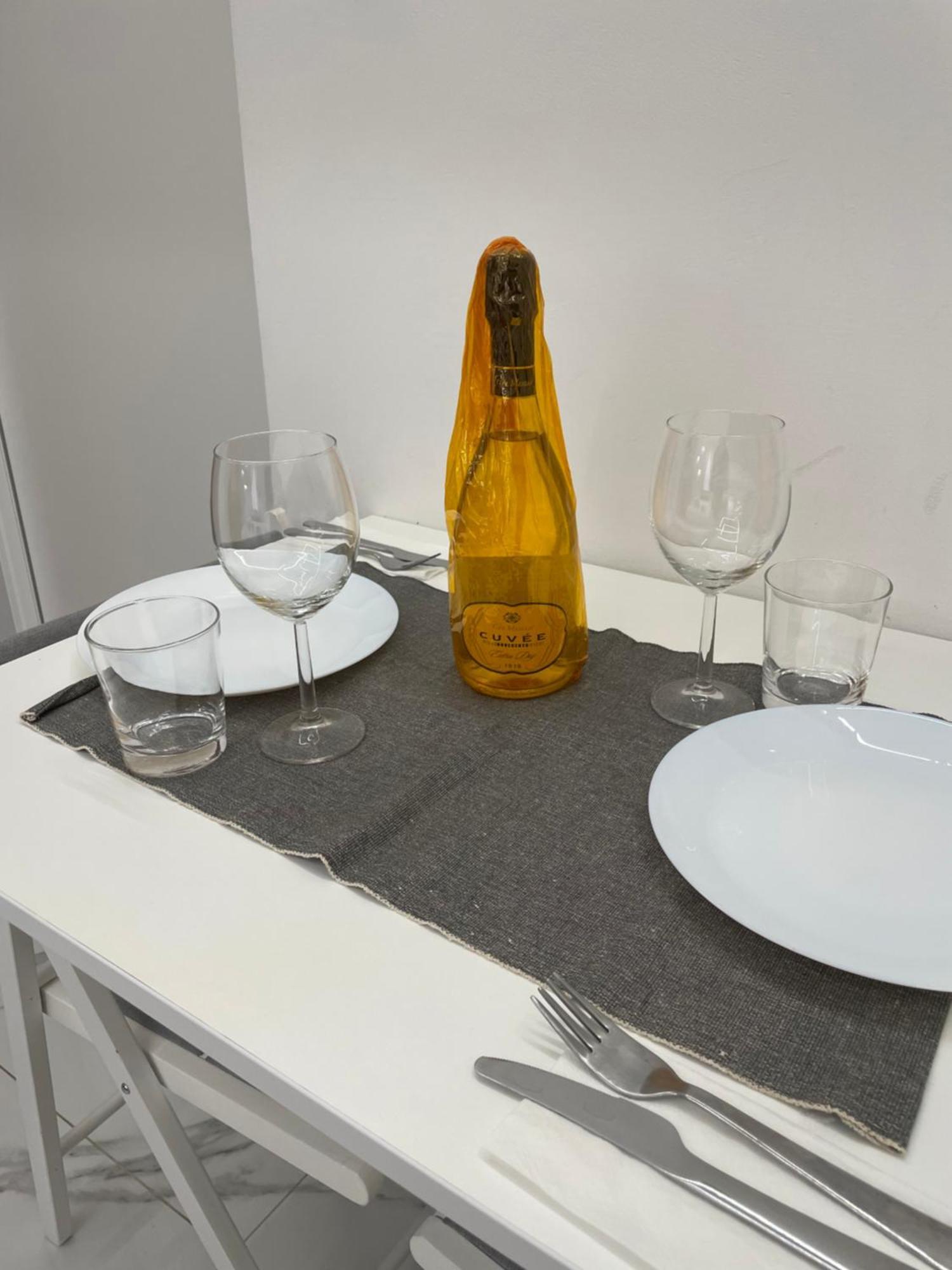 Luxury 6 Al Duomo Di Parma Leilighet Eksteriør bilde