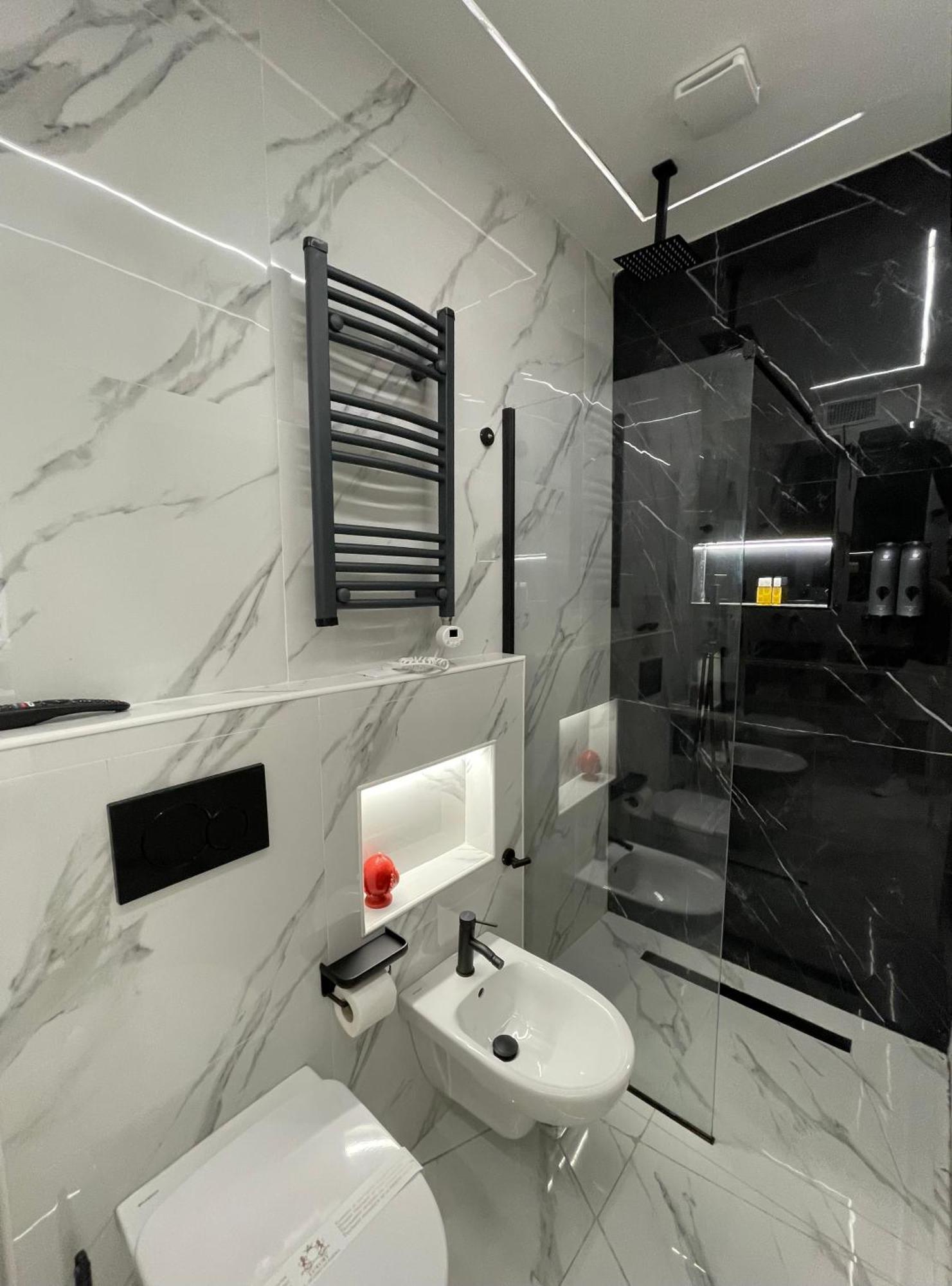 Luxury 6 Al Duomo Di Parma Leilighet Eksteriør bilde